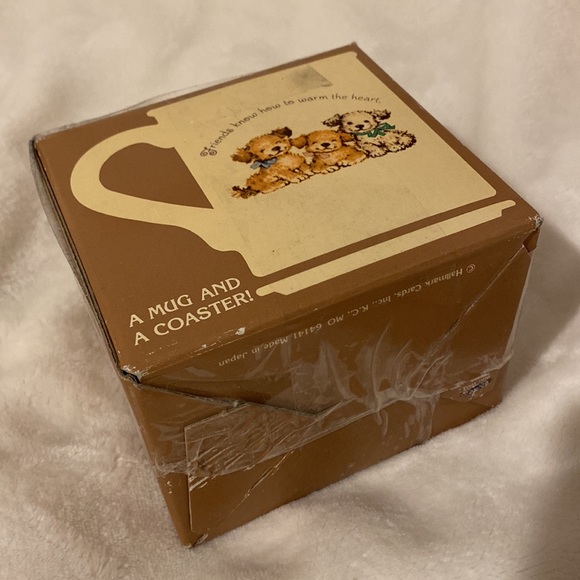 ❌FINAL PRICE DROP‼️Vintage Hallmark Mug Mates Mug & Coaster Set Friends Puppies - Picture 11 of 16